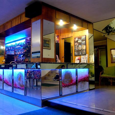 Hotel Continental เบลลาเรีย-อีเจอา มารีนา ภายนอก รูปภาพ
