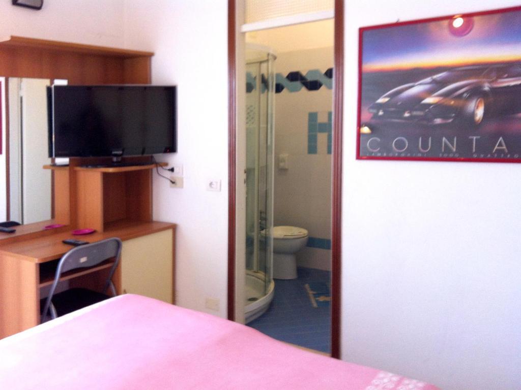Hotel Continental เบลลาเรีย-อีเจอา มารีนา ห้อง รูปภาพ