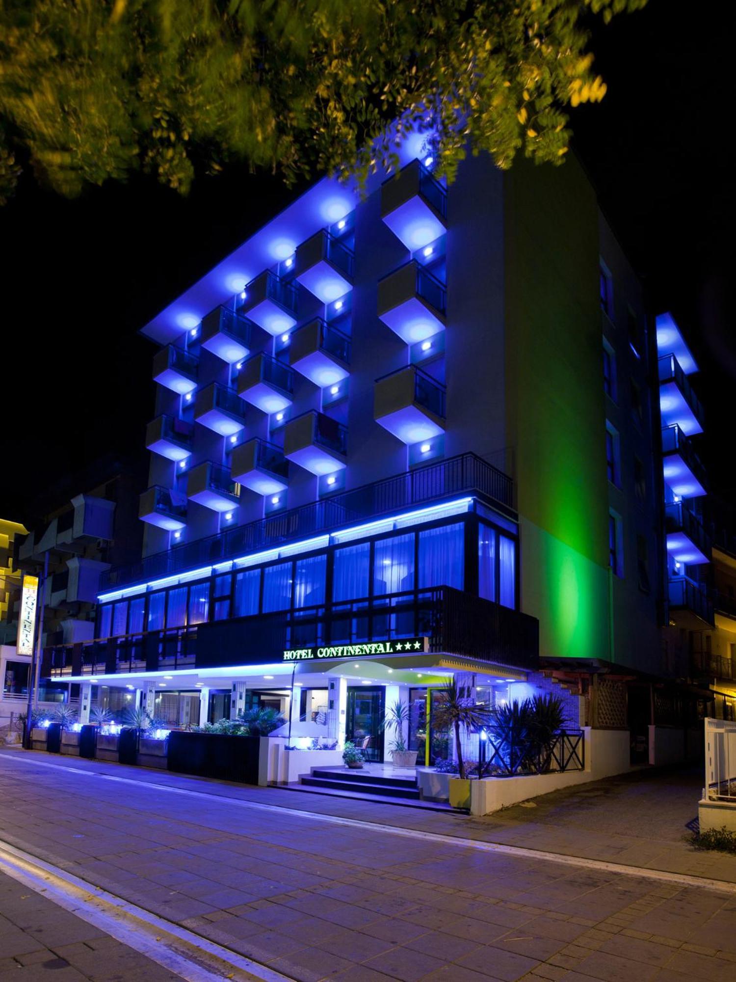 Hotel Continental เบลลาเรีย-อีเจอา มารีนา ภายนอก รูปภาพ